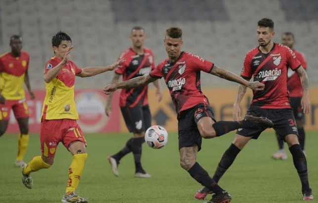 球虽是意外 球虽是意外