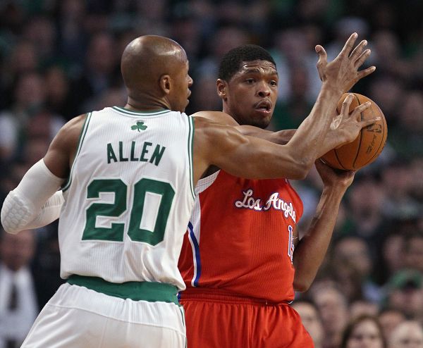 高舞台立足 高舞台立足